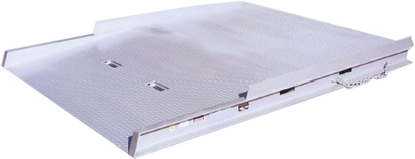 12-tonne-long-forklift-container-ramp